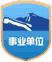 䰸